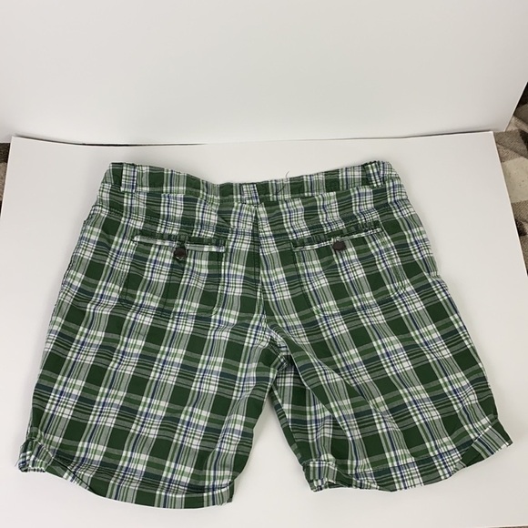 100% cotton plaid Green white Bermuda hiking shorts size 18 - Picture 9 of 16